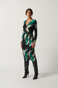 Sukienka Joseph Ribkoff w abstrakcyjny wzór z zielonym akcentem